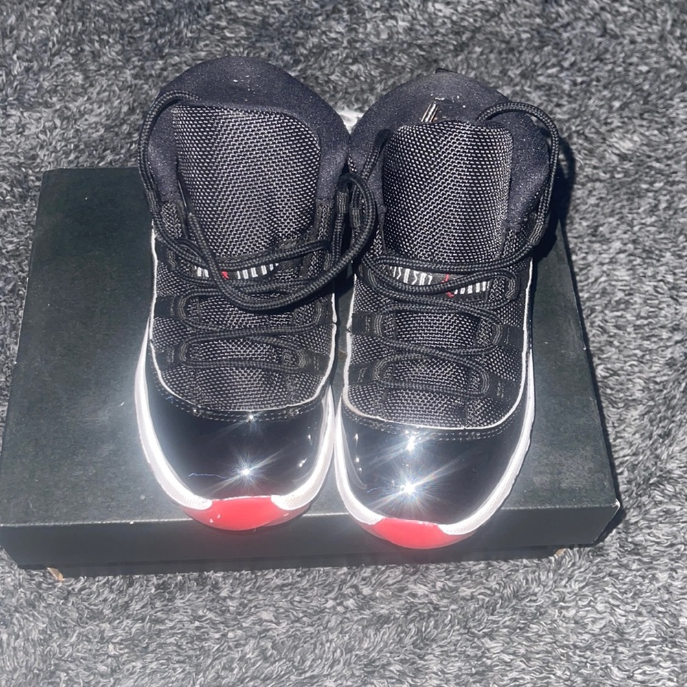 Jordan retro 11